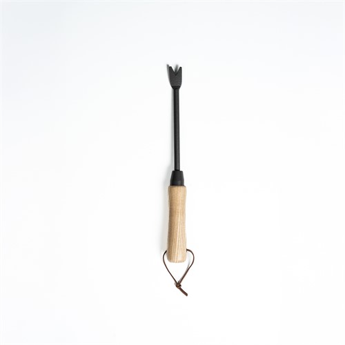 Ogräsjärn med träskaft